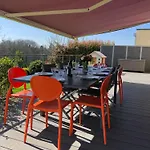 Holiday home Maison Elegante Proche Circuit, Terrasse & Parking *