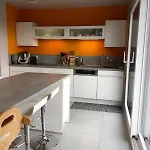 Holiday home Maison Elegante Proche Circuit, Terrasse & Parking *