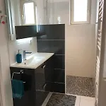 Maison Elegante Proche Circuit, Terrasse & Parking Nyaraló Le Mans