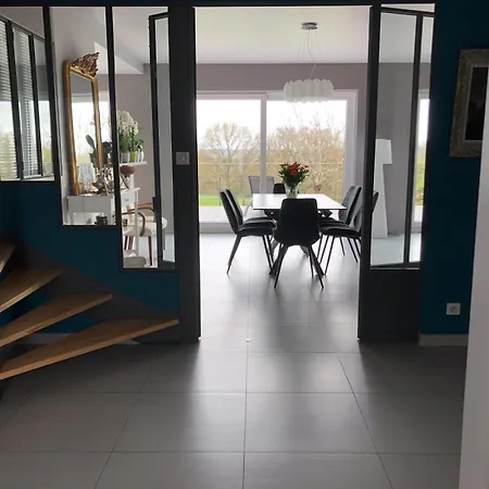 Maison Elegante Proche Circuit, Terrasse & Parking Σπίτι διακοπών *