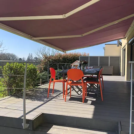 Σπίτι διακοπών Maison Elegante Proche Circuit, Terrasse & Parking *