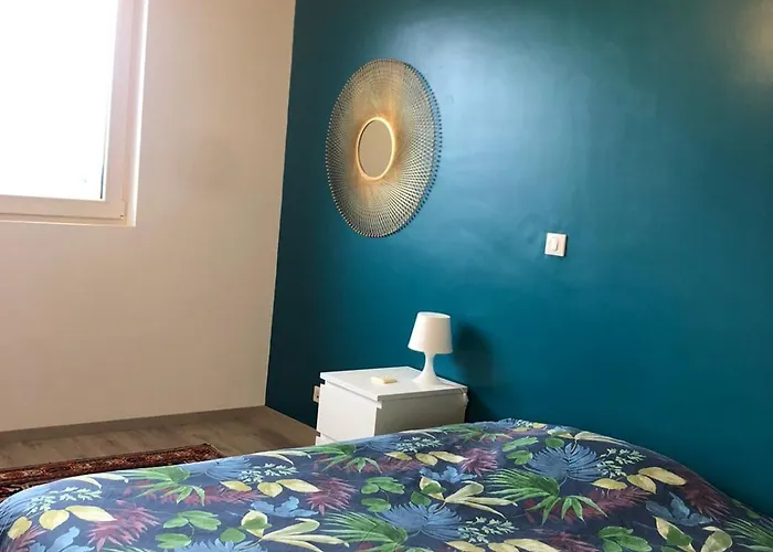 Maison Elegante Proche Circuit, Terrasse & Parking Ferienhaus Le Mans