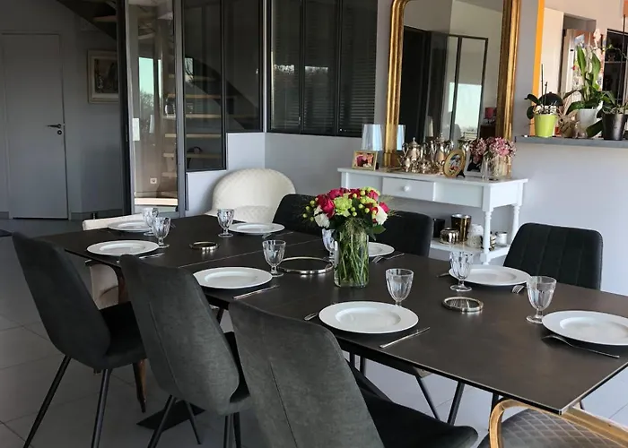 Maison Elegante Proche Circuit, Terrasse & Parking Ferienhaus *