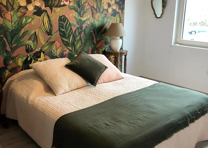 Maison Elegante Proche Circuit, Terrasse & Parking Ferienhaus Le Mans