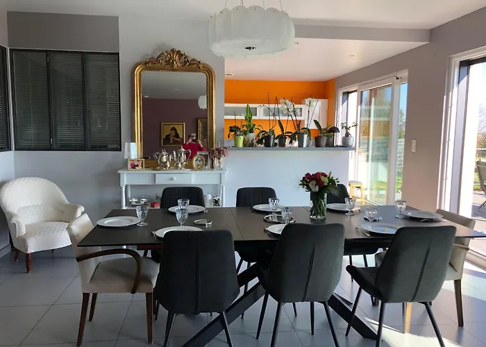 Maison Elegante Proche Circuit, Terrasse & Parking Le Mans