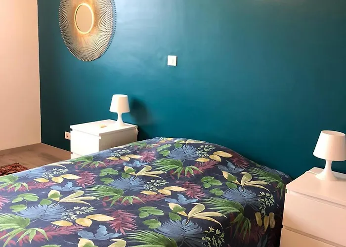 Ferienhaus Maison Elegante Proche Circuit, Terrasse & Parking